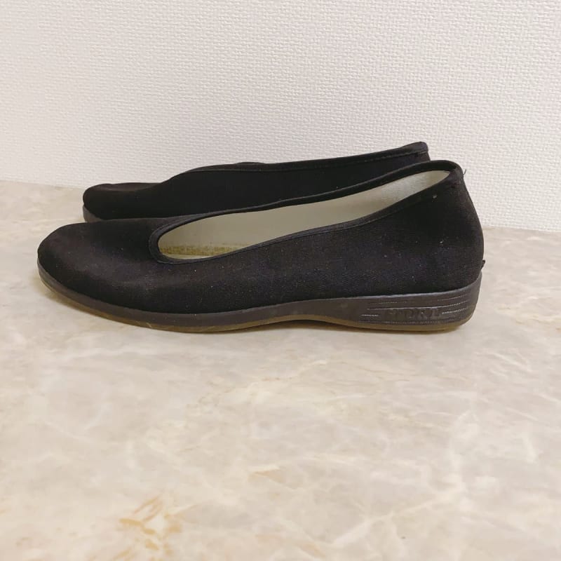 China Shoes Black Slip-On