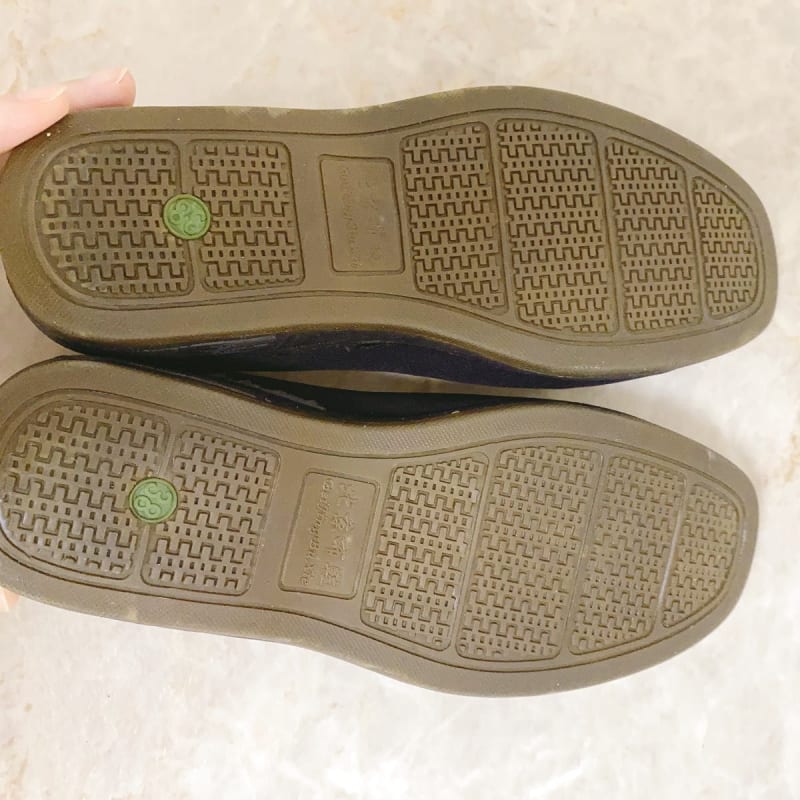 China Shoes Black Slip-On