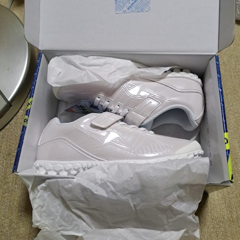 Simple White Sneakers