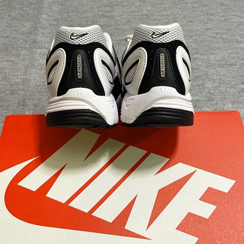 Nike Air Pegasus 2K5 White Black Sneakers