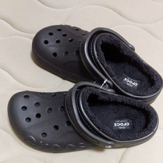 Crocs Fleece Lined Sandals Black New
