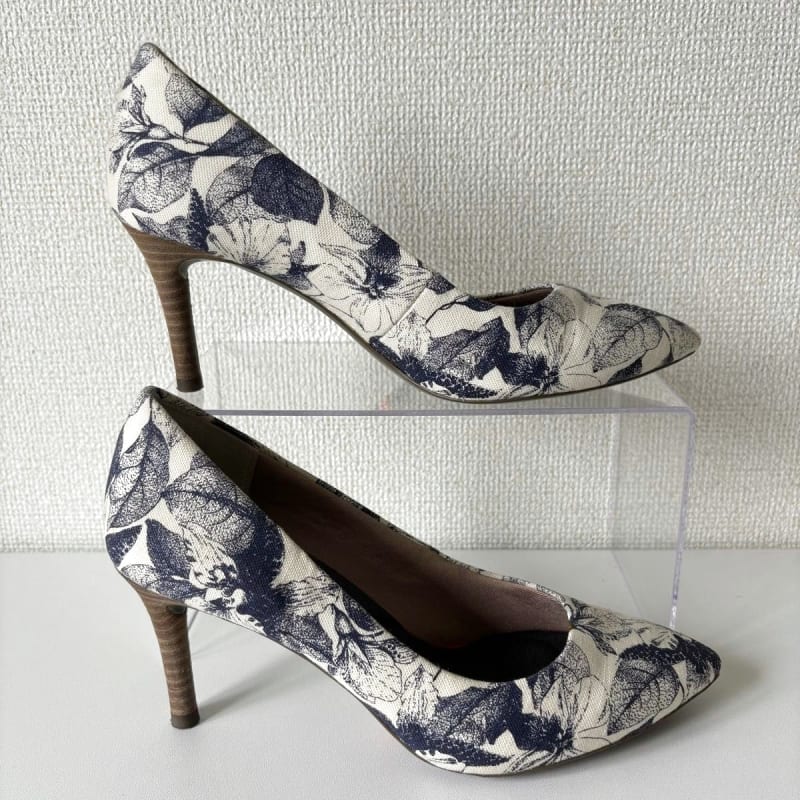Rockport Total Motion Pumps 23cm