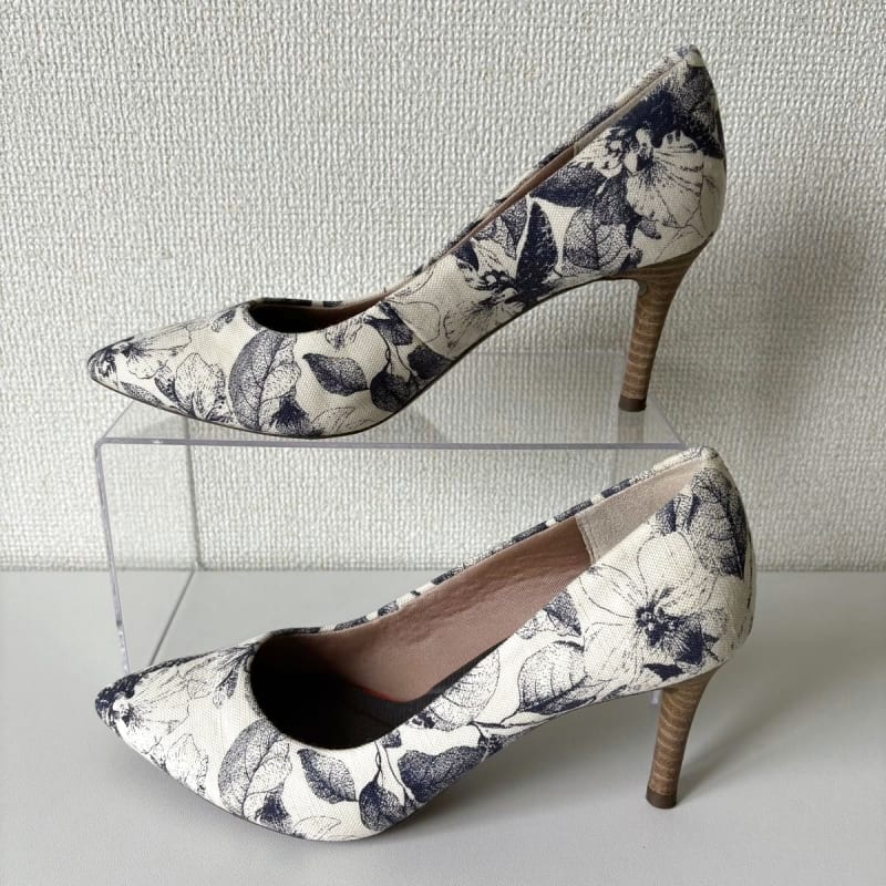 Rockport Total Motion Pumps 23cm