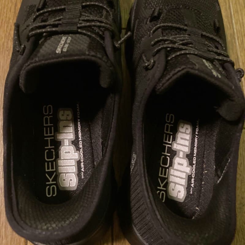 Skechers Glide-Step Slip-On Sneakers Black