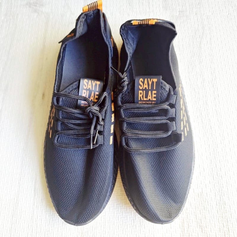 Lightweight Black Mesh Sneakers 26.5cm