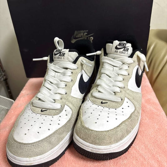 Air Force 1 07 LV8 Sneakers