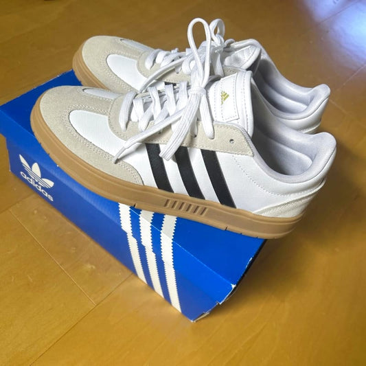 Adidas Gradas White 25.5 New Without Box