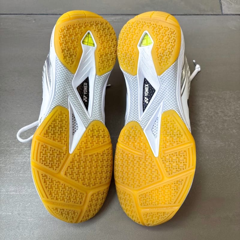 YONEX Power Cushion 65Z3 Badminton Shoes White Orange