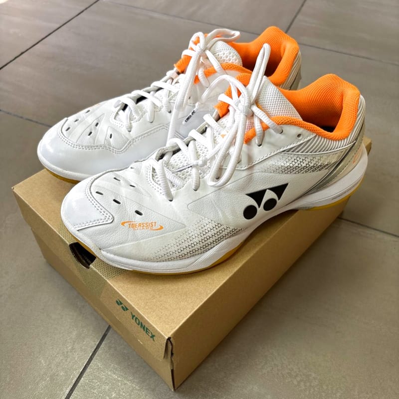 YONEX Power Cushion 65Z3 Badminton Shoes White Orange