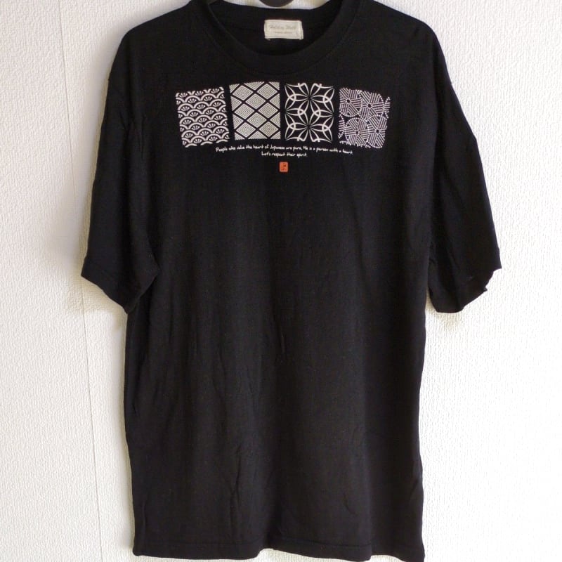 Black Men's Short Sleeve T-Shirt with Japanese Print L Size