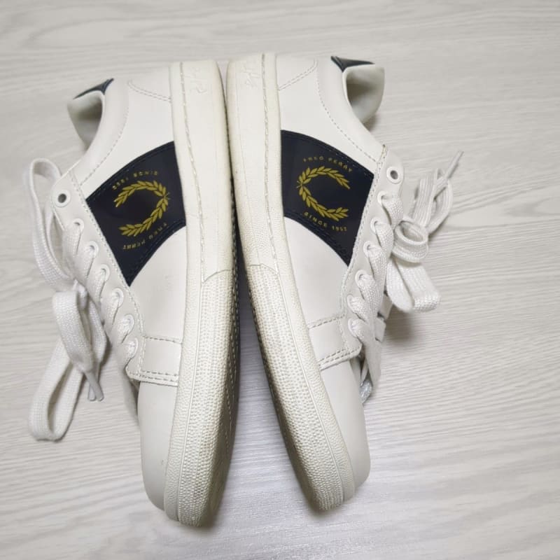 Fred Perry Spencer Leather Laurel Logo White/Black