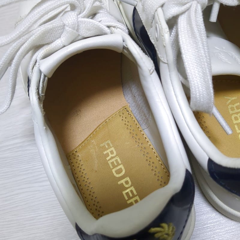 Fred Perry Spencer Leather Laurel Logo White/Black