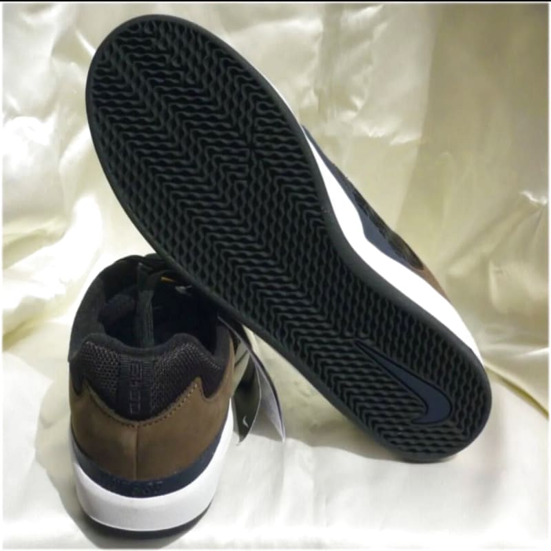 Nike SB Ishod PRM Men's Sneakers 26cm