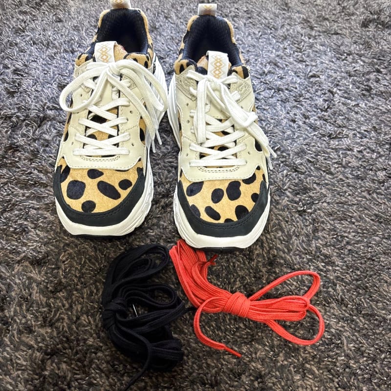 New UGG Sneakers Cheetah Print 24.5cm