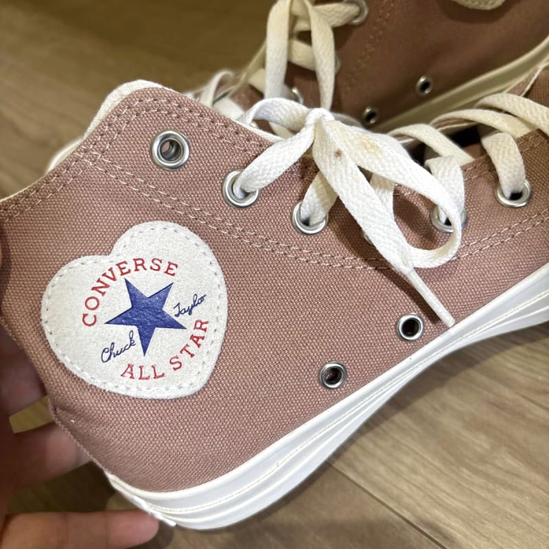 Converse All Star High Cut Sneakers Heart Logo Pink