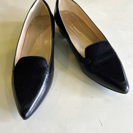 EIZO Black Leather Pumps