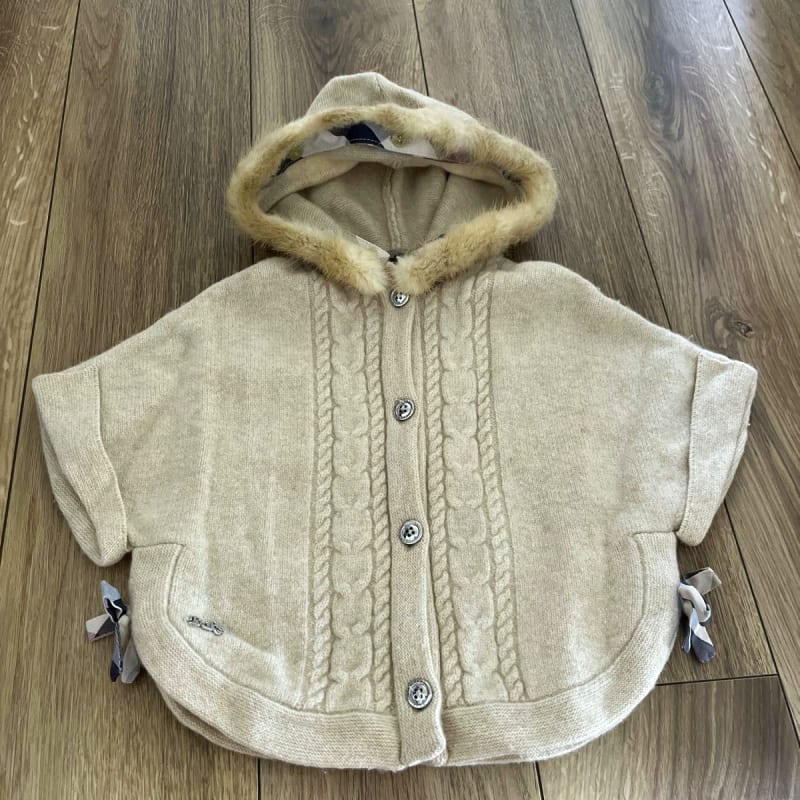 DAKS Hooded Poncho Beige Fur