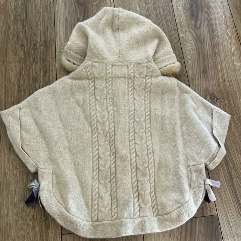 DAKS Hooded Poncho Beige Fur