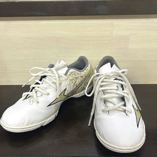 Mizuno Alpha Soccer Training Shoes 22cm