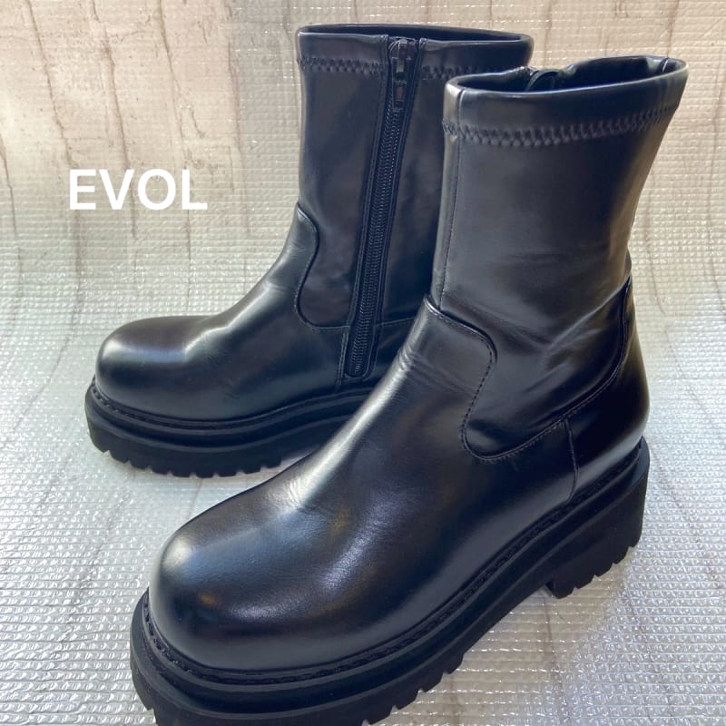 Evol Stretch Track Sole Boots