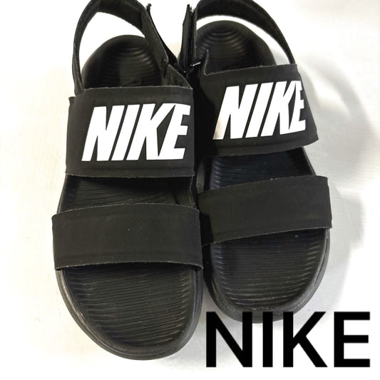 Excellent Condition Nike Tanjun Sandals Women's Water Shoes Black