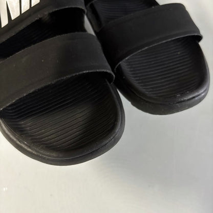 Excellent Condition Nike Tanjun Sandals Women's Water Shoes Black