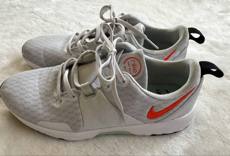 Nike Running Shoes 24.5cm Gray