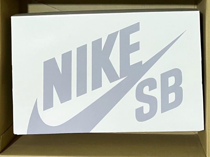 Supreme × Nike SB Dunk Low Black 26cm Sneakers