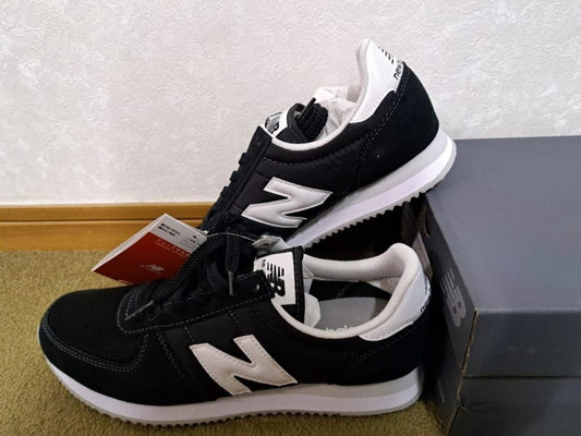 New Balance U220 Sneakers