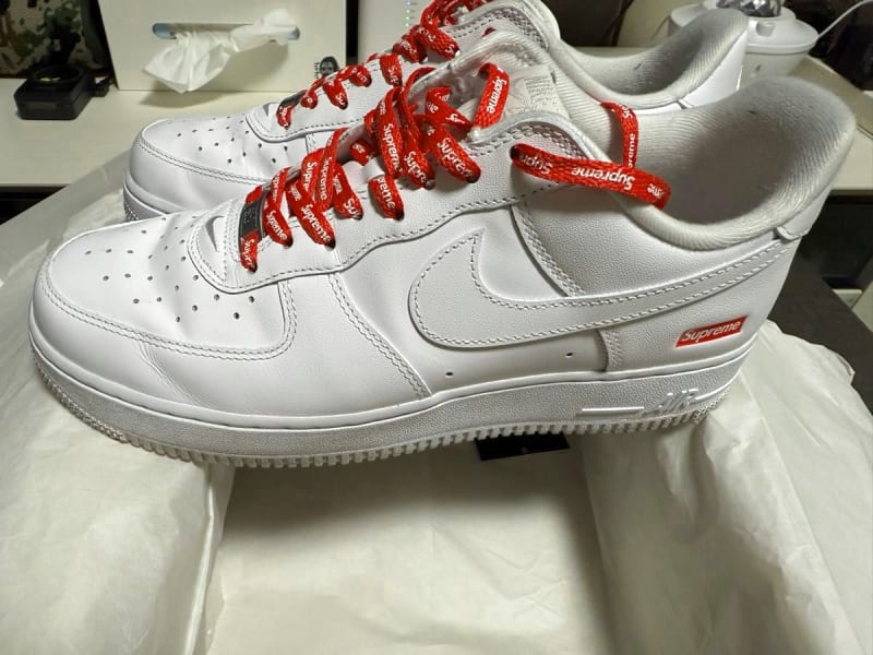 Supreme × Nike Air Force 1 Low White