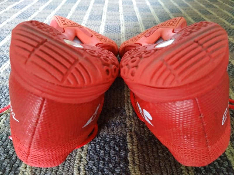 YONEX Power Cushion Aerus 3 Red