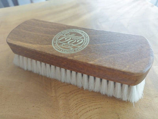 Collonil 1909 Fine Polishing Brush Goat Hair