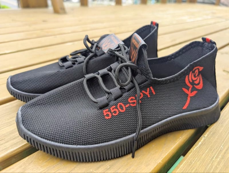 Black Floral Sneakers for Women 24.0 cm
