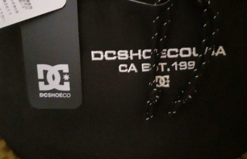 DC Shoes Sneakers And Waist Pouch