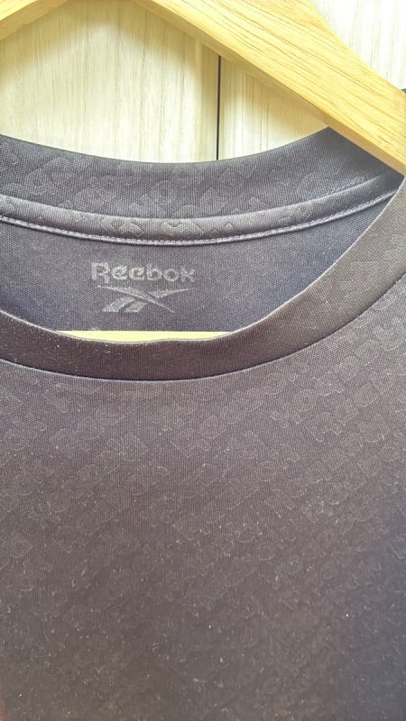 Reebok T-Shirt Size LL