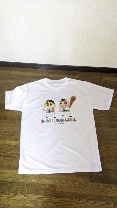Crayon Shin-chan Fukuoka SoftBank Hawks Collaboration T-Shirt L