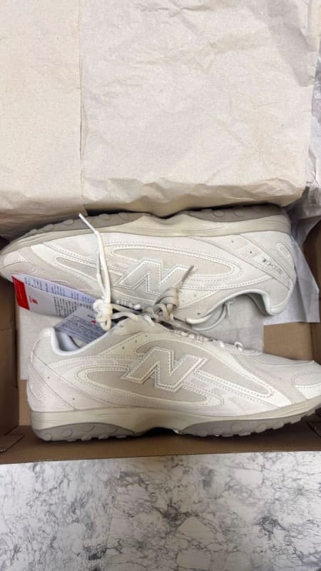 New Balance 204 Timberwolf/Linen U204