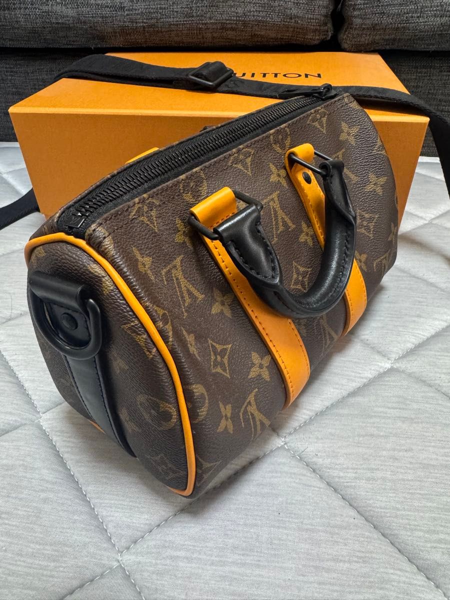 Louis Vuitton Keepall Bandouli re 25 Mini Boston Shoulder Bag
