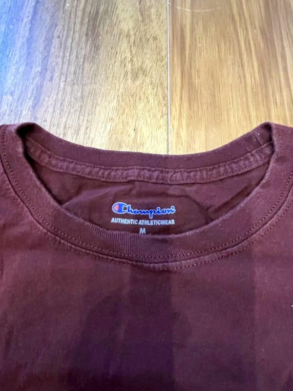 Champion Authentic T-Shirts M Size