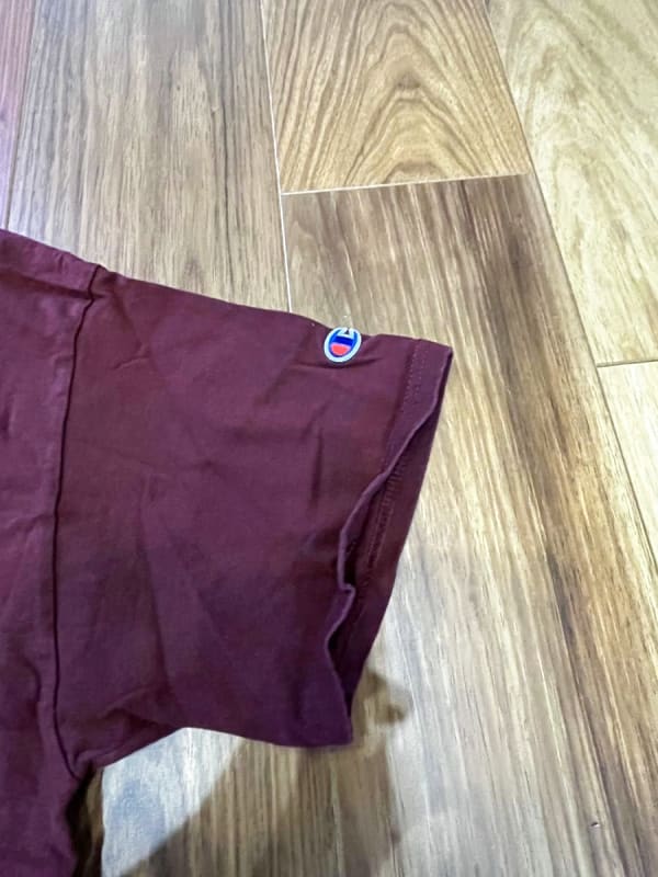 Champion Authentic T-Shirts M Size