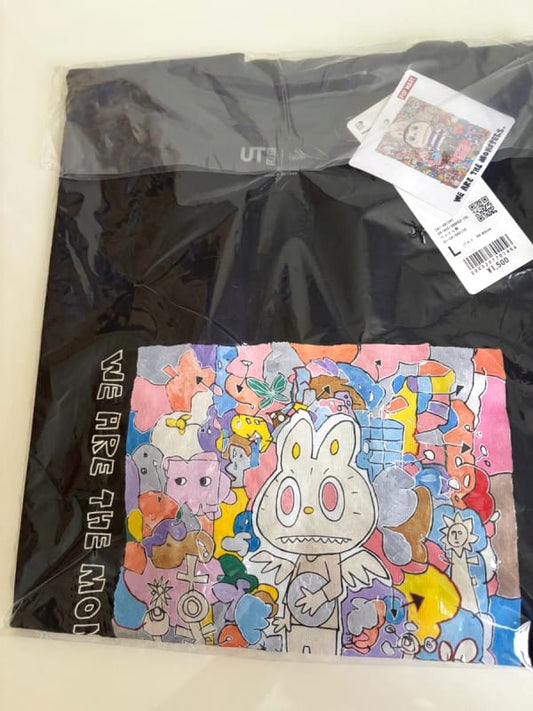 Uniqlo Love T-Shirt Set of 2 Size L
