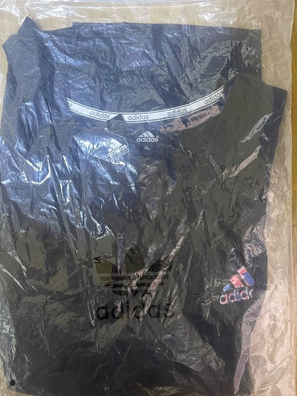 Adidas T-Shirt Black XL Size