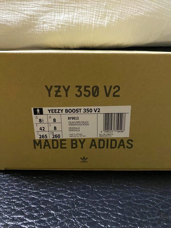 Adidas YEEZY Boost 350 V2 Core Black/Red