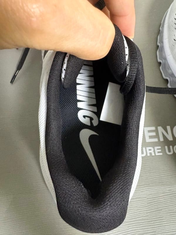 Nike Air Max 2017 White Black 27cm Excellent Condition