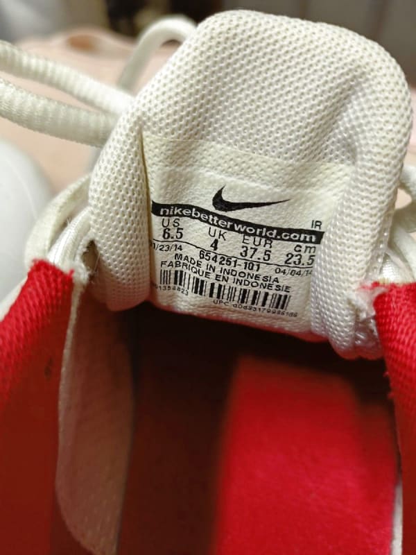 Nike Sneakers White Red Ladies