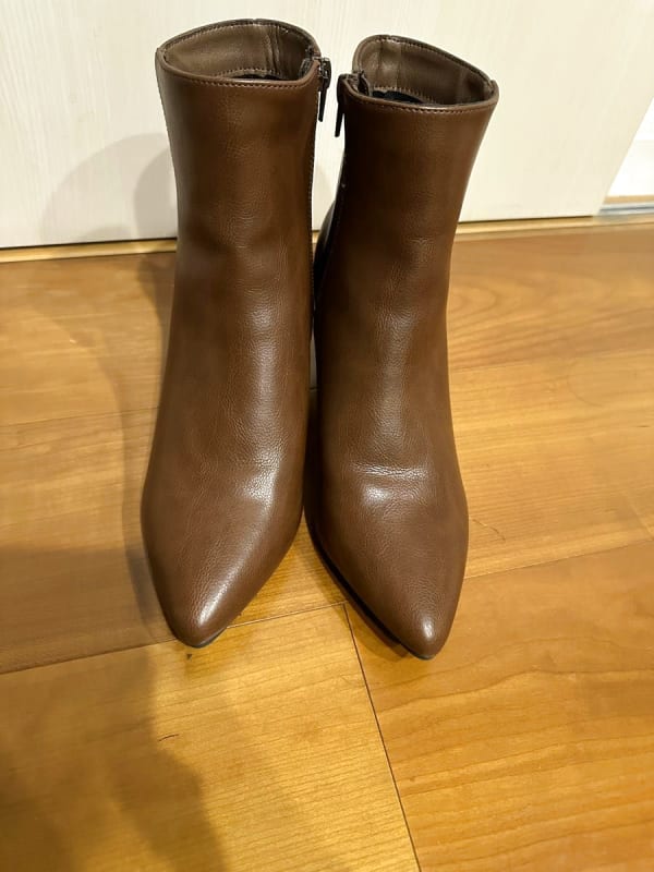 Brown Short Boots Size L