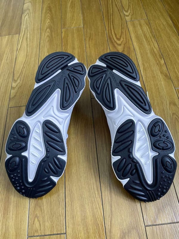 Adidas Originals OZWEEGO Celox 27cm New