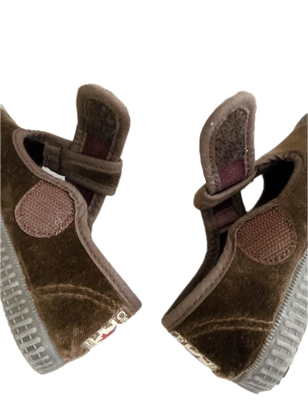 Cienta Velour T-Strap Shoes 23 Marron
