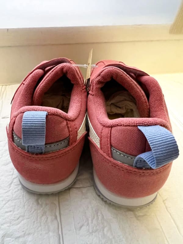 Asics Idaho Mini Pink 19cm New with Tags