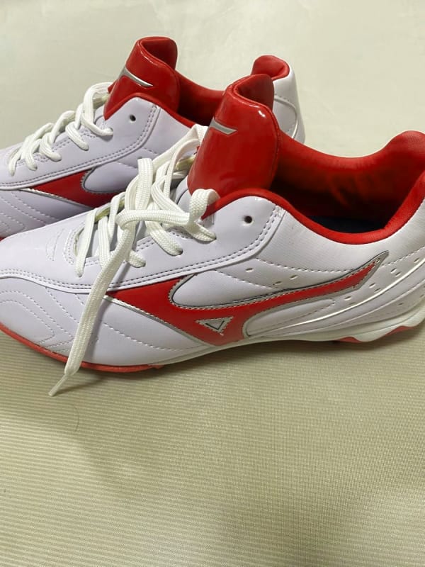 Mizuno Baseball Spikes White and Red 25.5cm